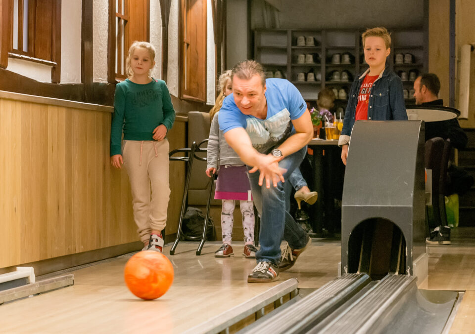 Bowlen bij de Bar Bowling - Hotel Havezate marveld