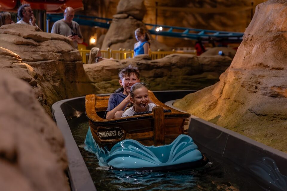 Waterbaan Razende Rommel bij Bommwereld - Havezate Marveld