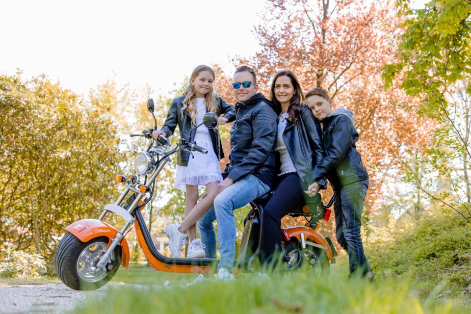E-Chopper huren met het gezin en de omgeving ontdekken - Hotel Havezate Marveld
