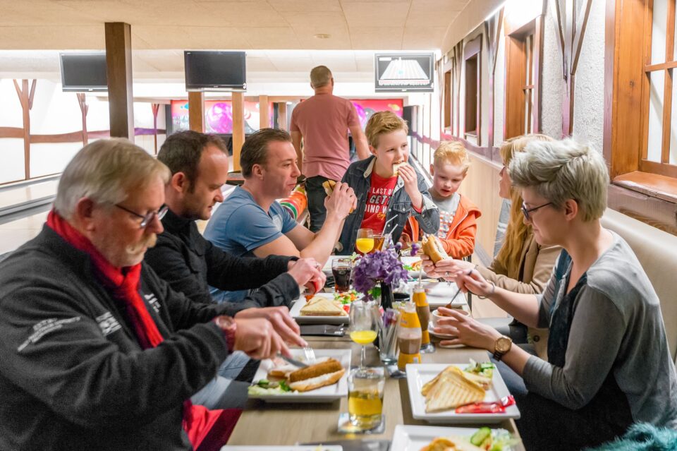 Lunchen bij de Bar Bowling - Hotel Havezate Marveld